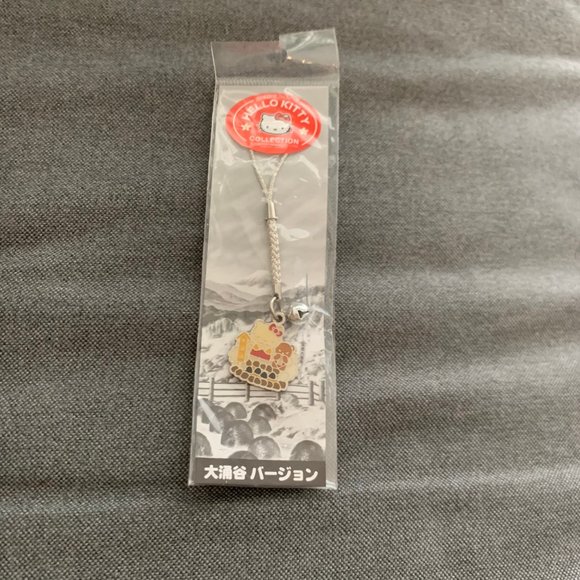 VINTAGE 2001 HELLO KITTY CELLPHONE CHARM - Picture 5 of 5